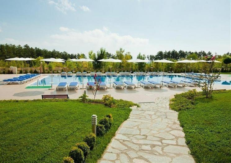 Аппартамент Pines Beach Resort Bjała Zewnętrze zdjęcie