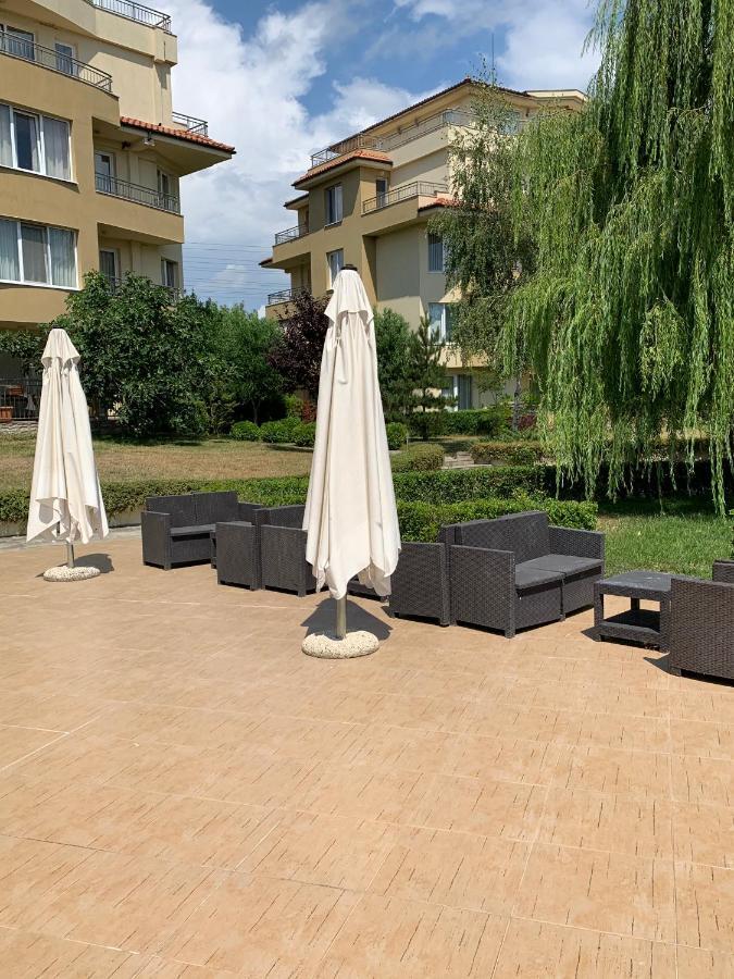 Аппартамент Pines Beach Resort Bjała Zewnętrze zdjęcie