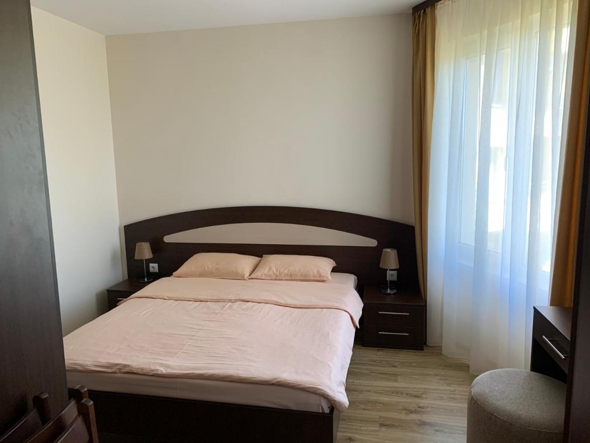Аппартамент Pines Beach Resort Bjała Zewnętrze zdjęcie