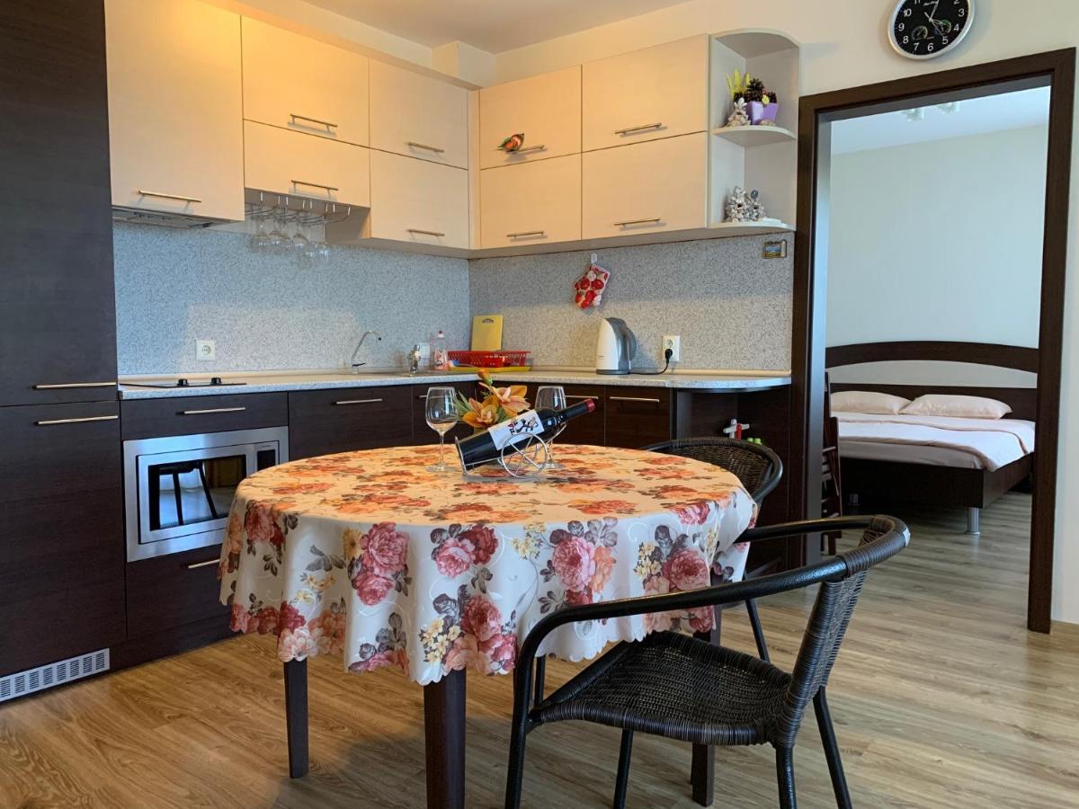 Аппартамент Pines Beach Resort Bjała Zewnętrze zdjęcie