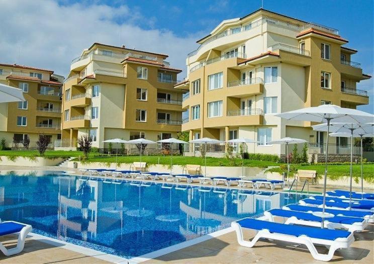Аппартамент Pines Beach Resort Bjała Zewnętrze zdjęcie